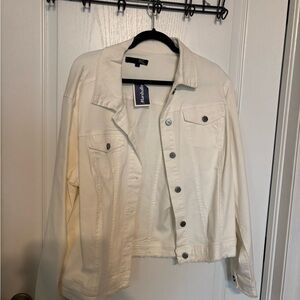 1822 Denim Off-White Jean Jacket